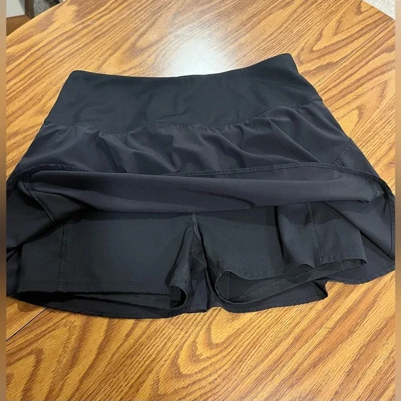 Black Avia Skort - Size Large - Picture 5 of 7